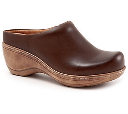 Softwalk Women's Madison Clogs