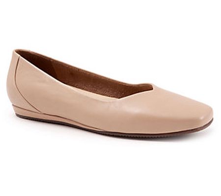 Softwalk Women's Vellore Flats