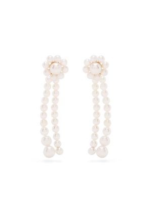 Sophie Bille Brahe 14kt yellow gold pearl Promenade de Fleur earrings - White