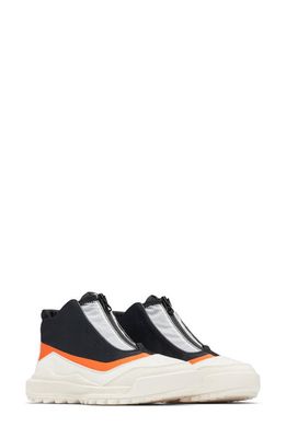 SOREL Ona 718 Mid Top Sneaker in Black/Jet