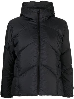 SPORT b. by agnès b. patch-detail hooded padded jacket - Black
