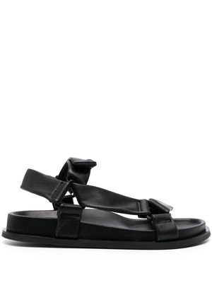 St. Agni Sportau Padded flat sandal - Black