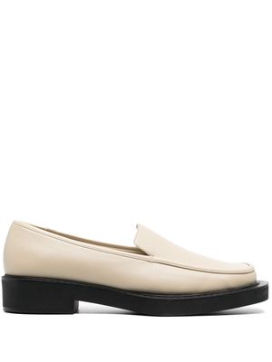St. Agni square-toe leather loafers - Neutrals