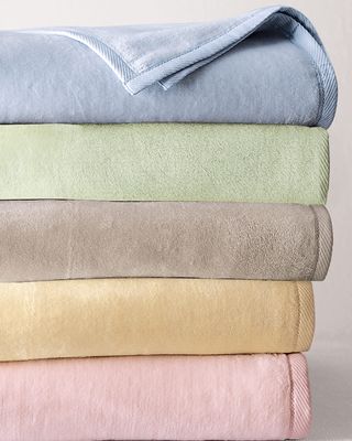 St. Mortiz King Plush Combed Cotton Blanket
