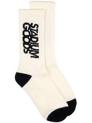 STADIUM GOODS® logo "Tuxedo" crew socks - White