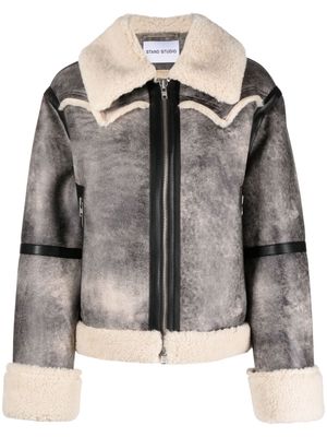 STAND STUDIO Lessie faux-shearling jacket - Grey