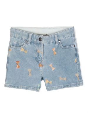 Stella McCartney Kids embroidered-motif denim shorts - Blue