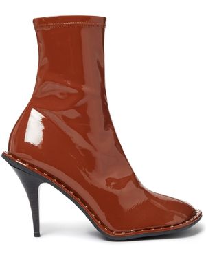 Stella McCartney Ryder lacquered ankle boots - Brown