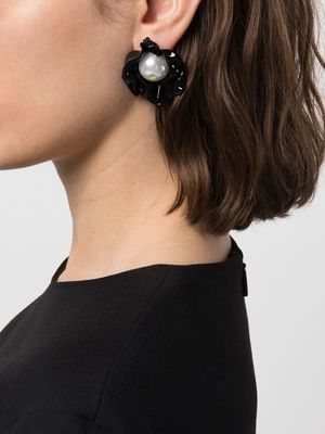 Sterling King Titania pearl earrings - Black