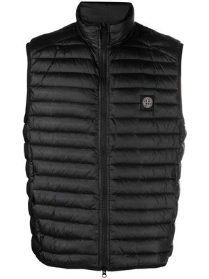Stone Island compass-patch feather-down gilet - Black