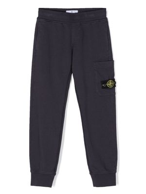 Stone Island Junior compass-patch tapered sweatpants - Blue