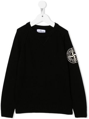 Stone Island Junior logo-embroidered knitted jumper - Black