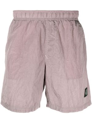 Stone Island logo-patch crinkled-effect shorts - Pink