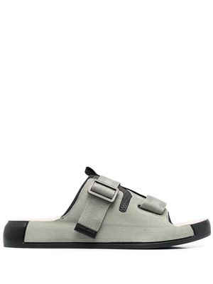 Stone Island Shadow Project crossover fastening slides - Green