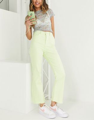 Stradivarius cropped jean with frayed hem in washed lime-Green