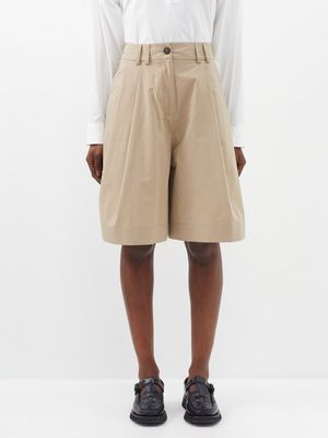 Studio Nicholson - Cito Pleated Cotton Shorts - Womens - Beige