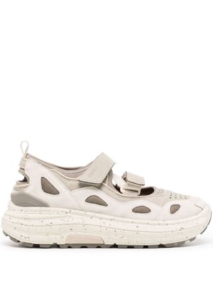 Suicoke AKK-2 faux-leather sneakers - Neutrals