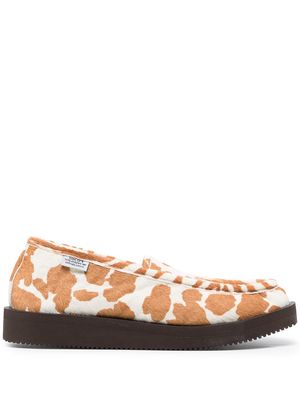 Suicoke animal-print panelled loafers - Brown