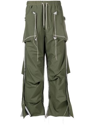 sulvam inside-out cutting tuck pants - Green