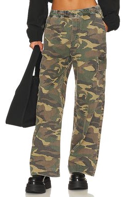 SUNDRY Cargo Pant in Army