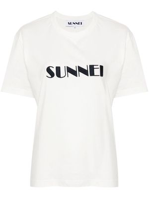 Sunnei logo-embroidered T-shirt - White