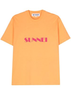 Sunnei logo-print organic-cotton T-shirt - Orange
