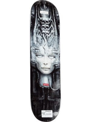 Supreme Giger graphic-print skateboard - Grey