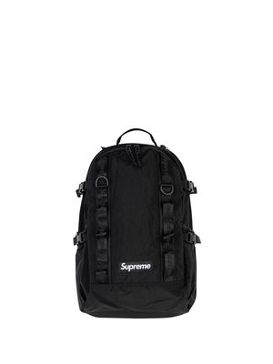 Supreme logo-patch backpack - Black