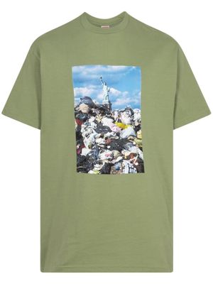 Supreme Trash photograph-print T-shirt - Green