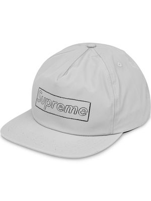 Supreme x Kaws chalk logo 5-Panel cap - Grey