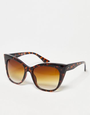 SVNX oversized cat eye sunglasses in tortoiseshell-Brown