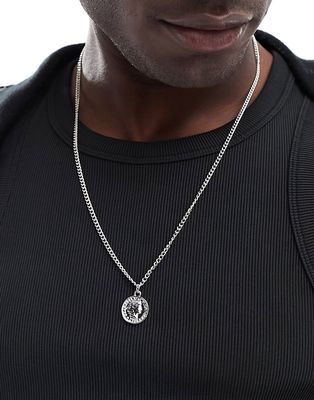 SVNX pendant neck chain in silver