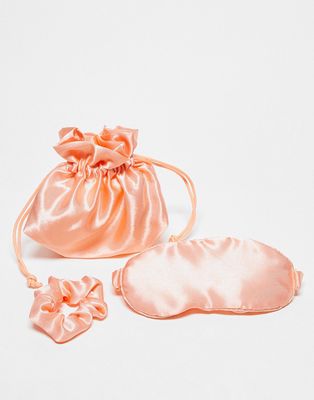 SVNX sleeping mask and scrunchie gift set in pink