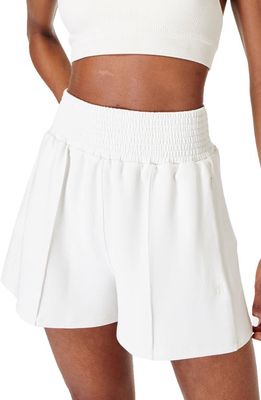 Sweaty Betty Sand Wash Cloud Weight Shorts in Lily White