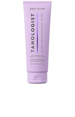 Tanologist Hydrating Daily Glow in Fair To Medium.