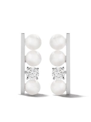 TASAKI 18kt white gold diamond Collection Line Balance earrings