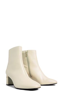Ted Baker London Neyomi Bootie in Natural
