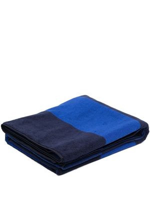 TEKLA logo-patch striped towel - Blue