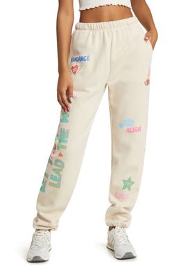 THE MAYFAIR GROUP Angels All Around You Graphic Joggers in Ivory