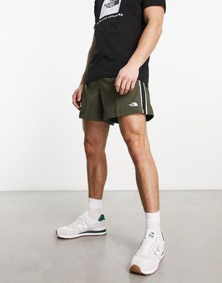 The North Face Elevation shorts in khaki-Green