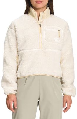 The North Face Extreme Pile Pullover in Gardenia White