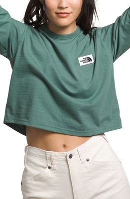 The North Face Heritage Patch Long Sleeve T-Shirt in Dark Sage