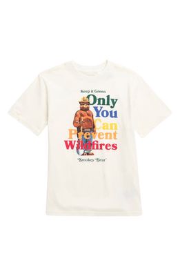 The North Face Kids' Adventure Cotton Graphic T-Shirt in White Dune/Smokey The Bear