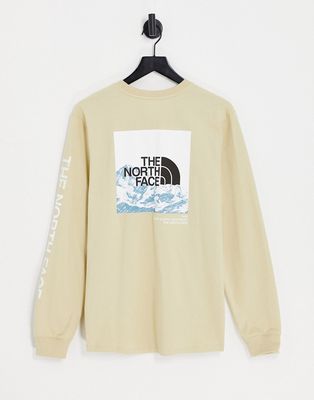 The North Face Logo Play long sleeve T-shirt in beige-Neutral
