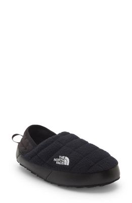 The North Face Thermoball Traction V Denali Indoor/Outdoor Slipper in Tnf Black/Tnf Black
