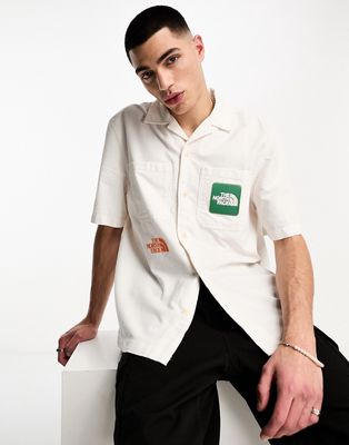 The North Face Valley utility logo shirt in white