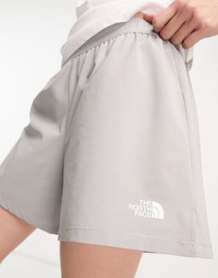 The North Face Wander shorts in gray