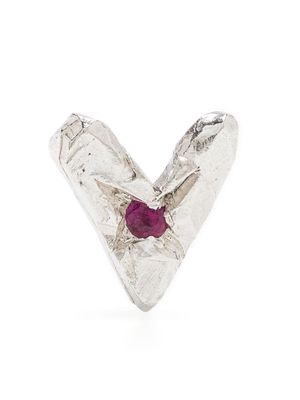 THE OUZE heart-shaped Ruby stud earring - Silver