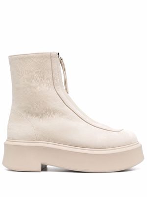 The Row platform ankle boots - Neutrals