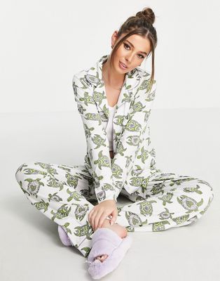 The Wellness Project illustrated turtle long pajama set in cream-Neutral